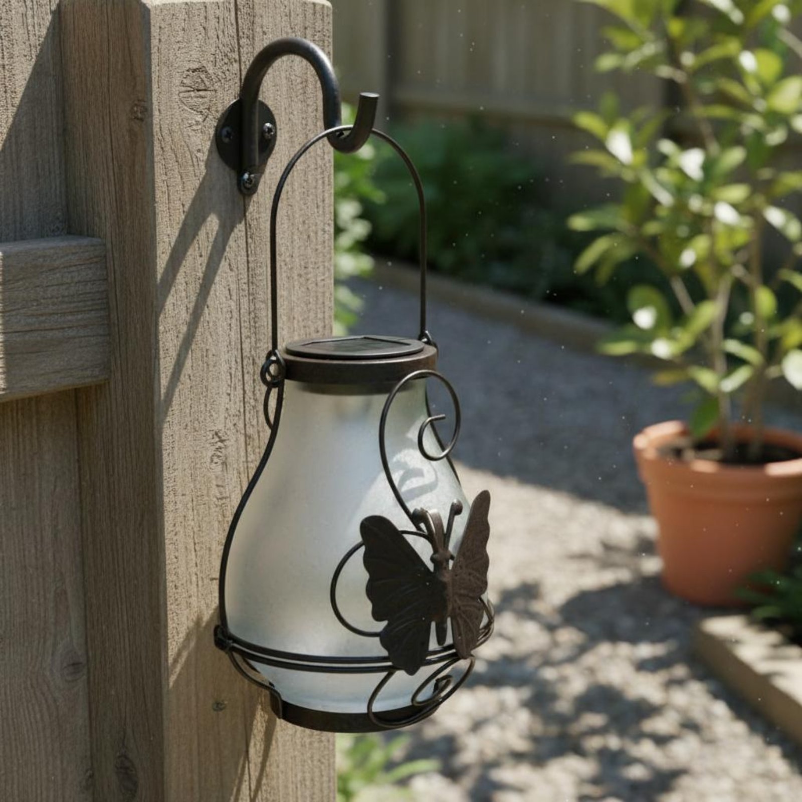 Solar Butterfly Lantern Waterp - Outdoor Lighting Battery のレビューと価格